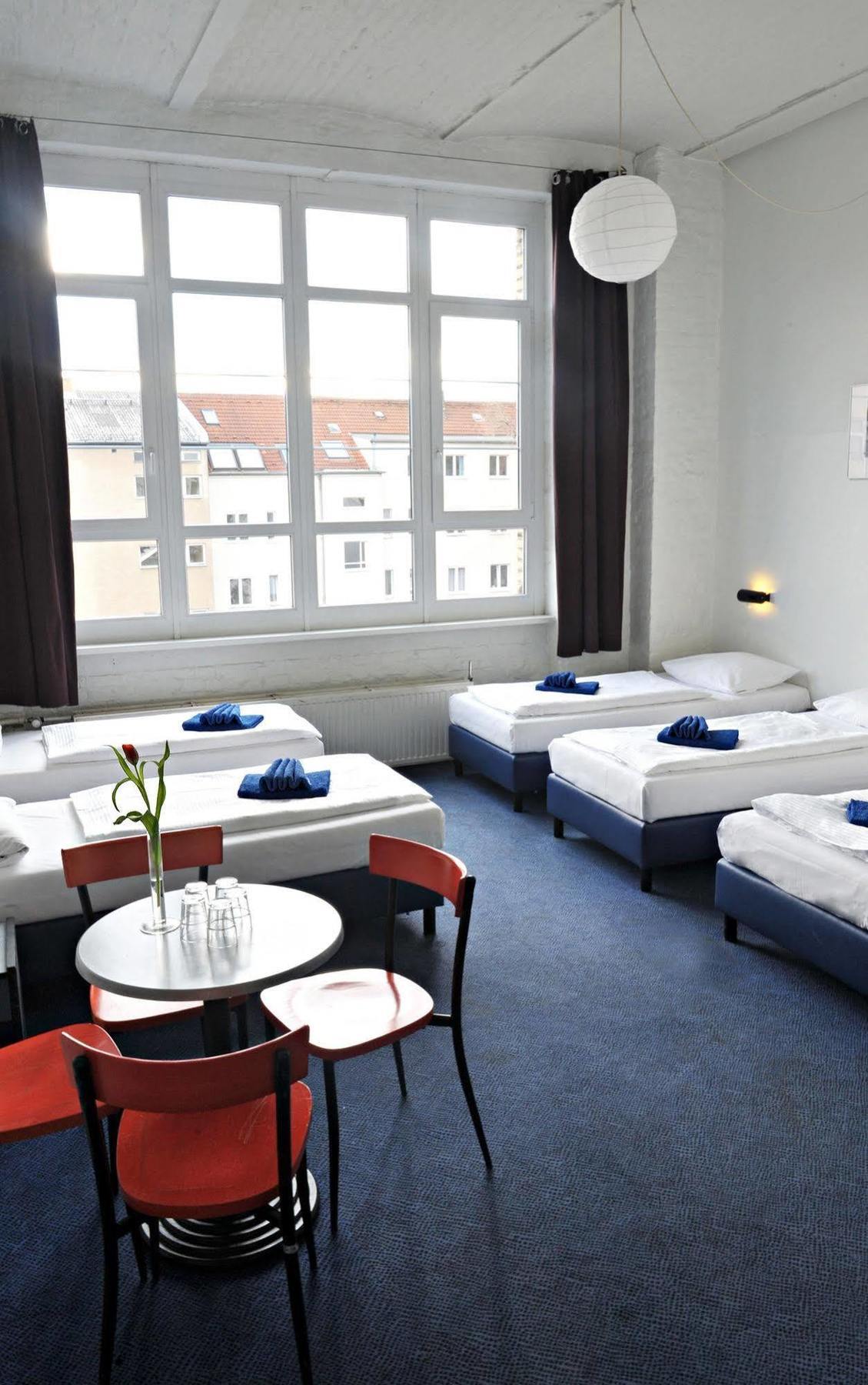 Hotel Transit Берлин Экстерьер фото